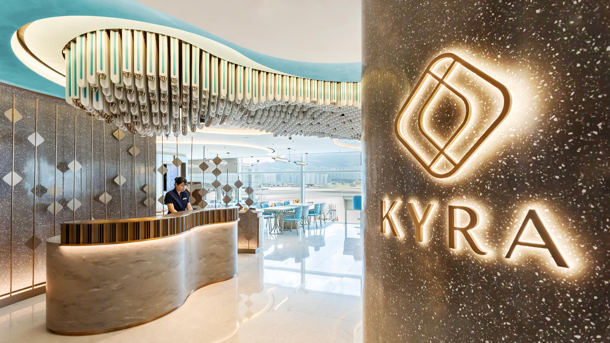 Kyra Lounge