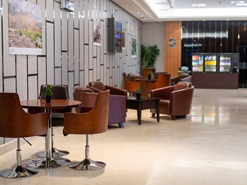 Salon Ebene_Pointe-Noire Antonio Agostinho-Neto Intl_Congo Salon Ebene_Pointe-Noire Antonio Agostinho-Neto Intl_Congo