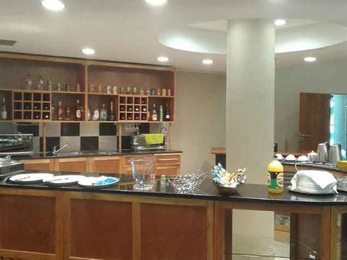 Dzimbahwe Executive Lounge, Victoria Falls International Dzimbahwe Executive Lounge, Victoria Falls International