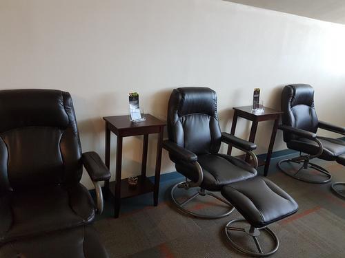 Skyview Airport Lounge, Marsh Harbour International Skyview Airport Lounge, Marsh Harbour International