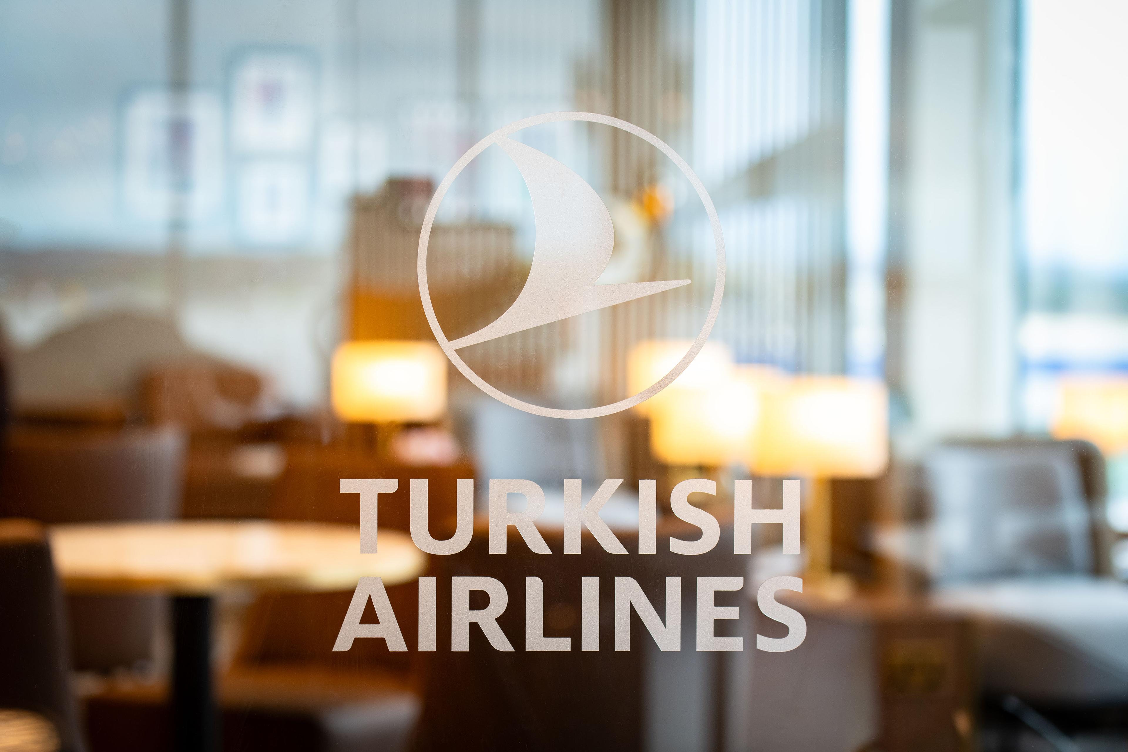 Turkish Airlines Lounge by Plaza Premium Group (Gate 16), Edinburgh, United Kingdom Turkish Airlines Lounge by Plaza Premium Group (Gate 16), Edinburgh, United Kingdom