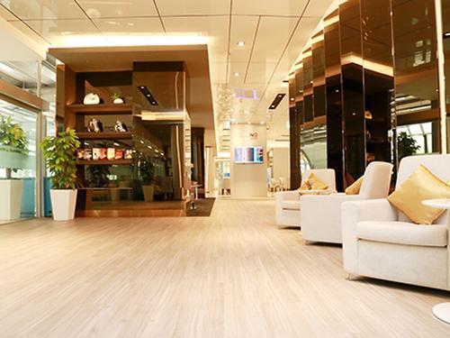 Miracle Business Class Lounge, Bangkok Suvarnabhumi Intl, Thailand Miracle Business Class Lounge, Bangkok Suvarnabhumi Intl, Thailand