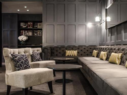 Clubrooms, Gatwick South, London Gatwick Clubrooms, Gatwick South, London Gatwick