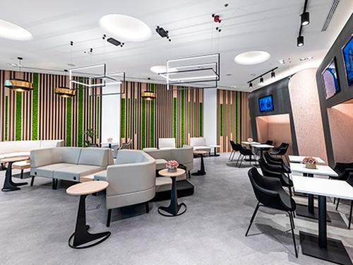 SkyCourt Lounge