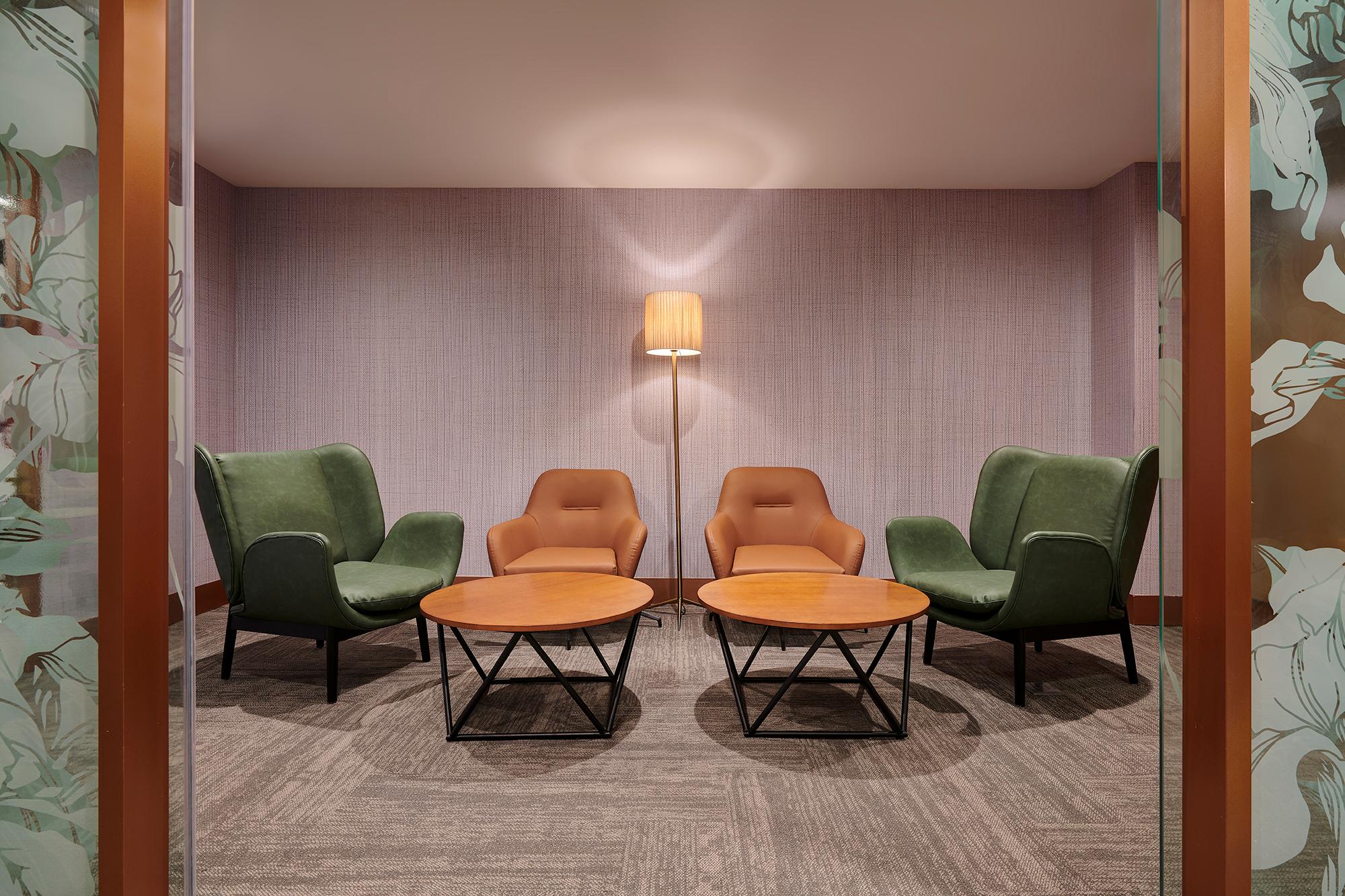 Plaza Premium Lounge, Clark International, Philippines Plaza Premium Lounge, Clark International, Philippines