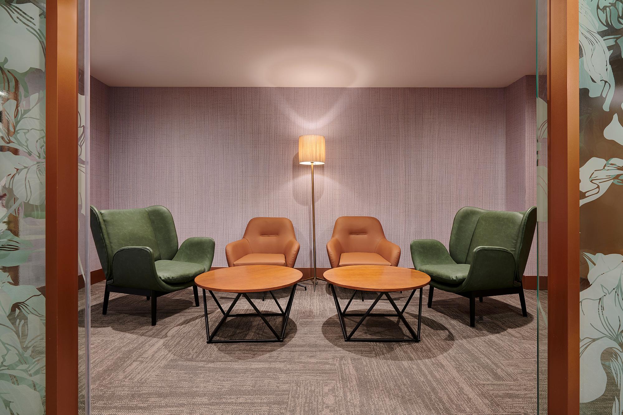 Plaza Premium Lounge, Clark International, Philippines Plaza Premium Lounge, Clark International, Philippines