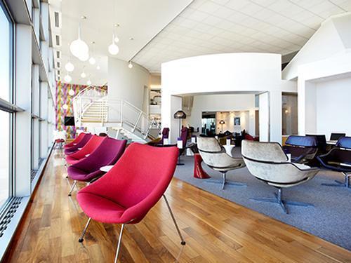 Virgin Atlantic Clubhouse, Washington DC Dulles Intl, USA Virgin Atlantic Clubhouse, Washington DC Dulles Intl, USA