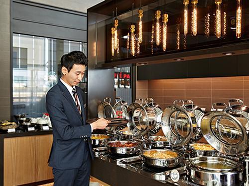Sky Hub Lounge