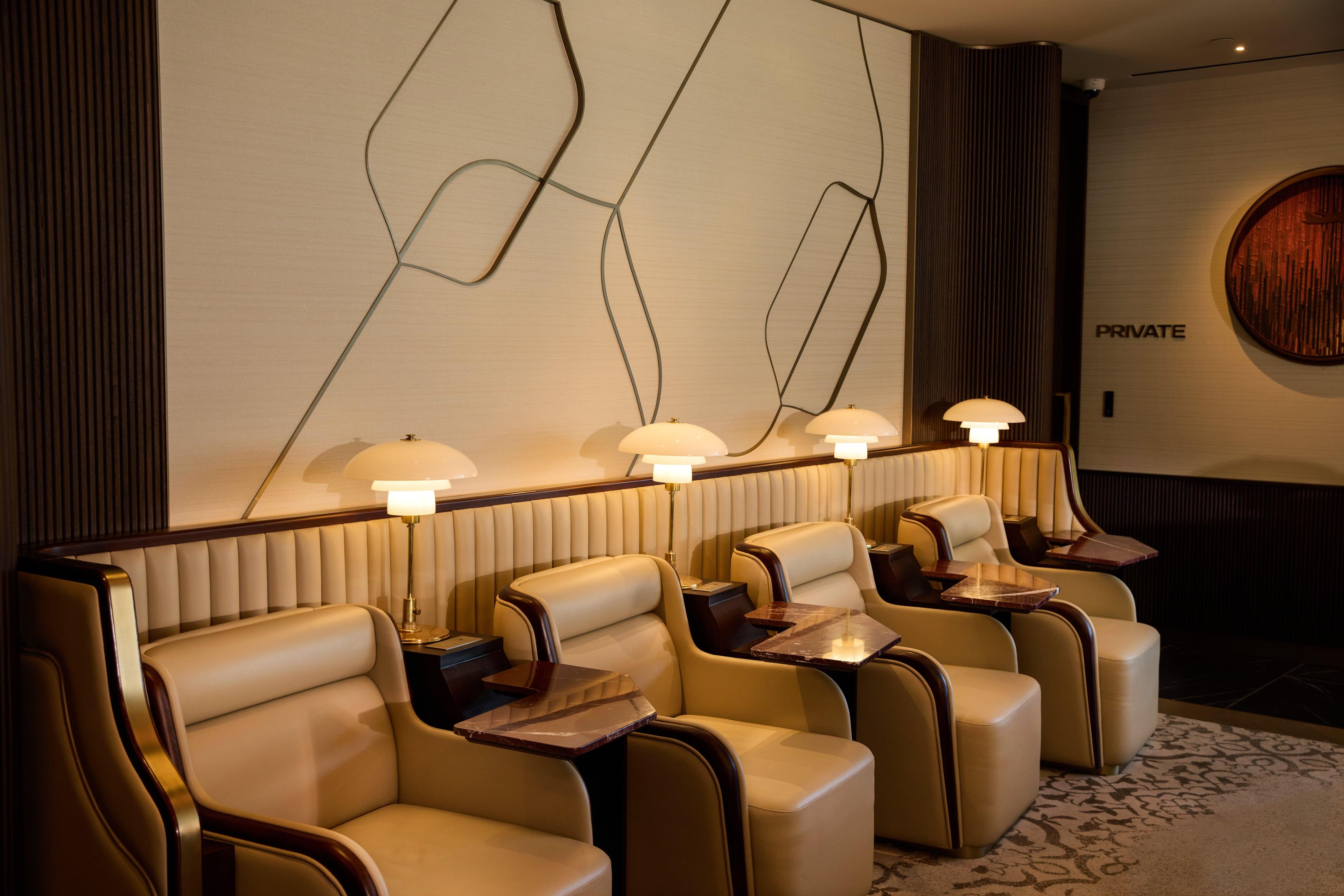 Air India Maharajah Lounge, San Francisco International, USA Air India Maharajah Lounge, San Francisco International, USA