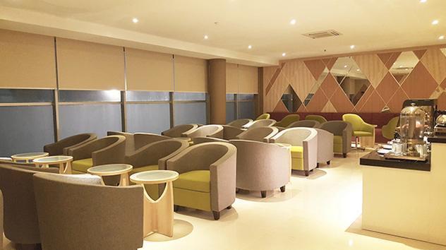 Main Image Main Image