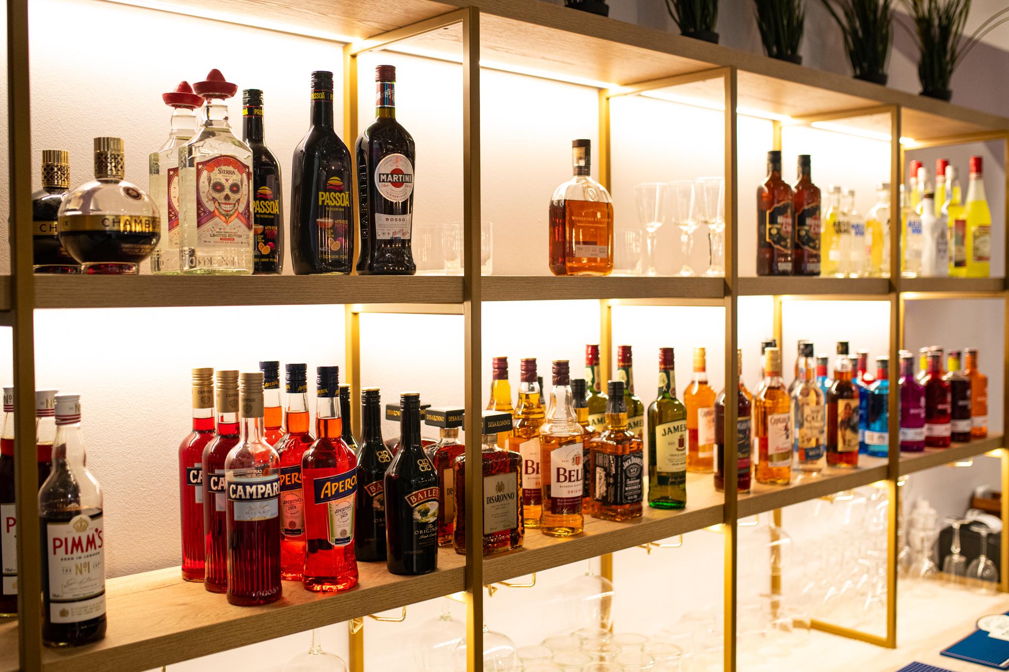 The Six Eight One Lounge, Leeds Bradford, United Kingdom The Six Eight One Lounge, Leeds Bradford, United Kingdom