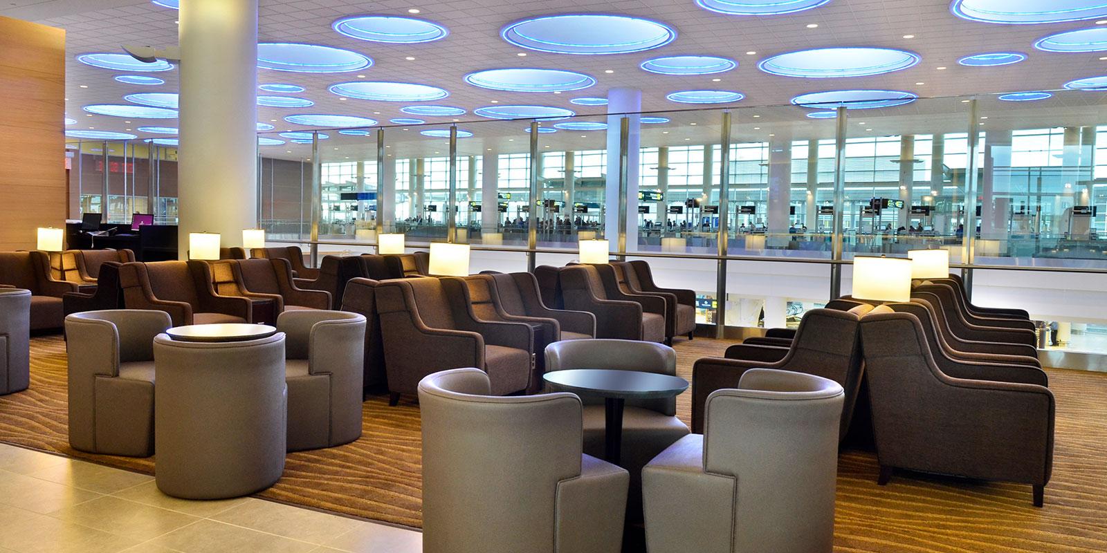 Plaza Premium Lounge, Winnipeg J.A.Richardson International, Canada Plaza Premium Lounge, Winnipeg J.A.Richardson International, Canada