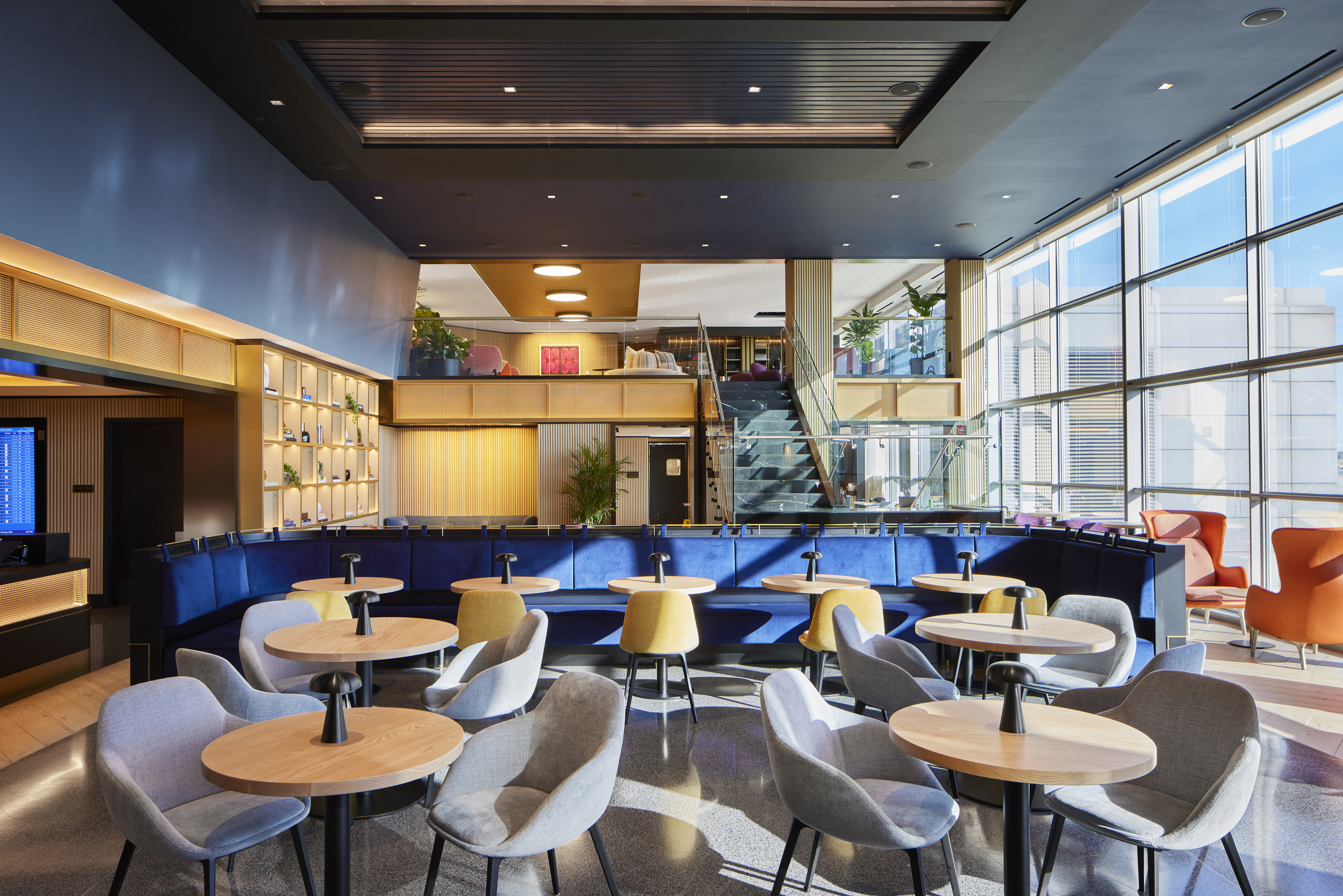 The Etihad Lounge, Washington DC Dulles Intl, USA The Etihad Lounge, Washington DC Dulles Intl, USA