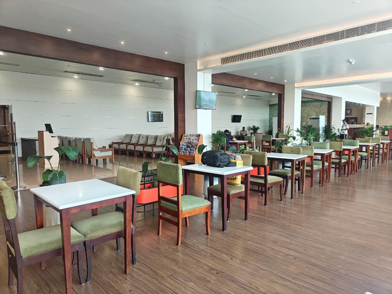 Travel Club Lounge, Cochin International, India Travel Club Lounge, Cochin International, India