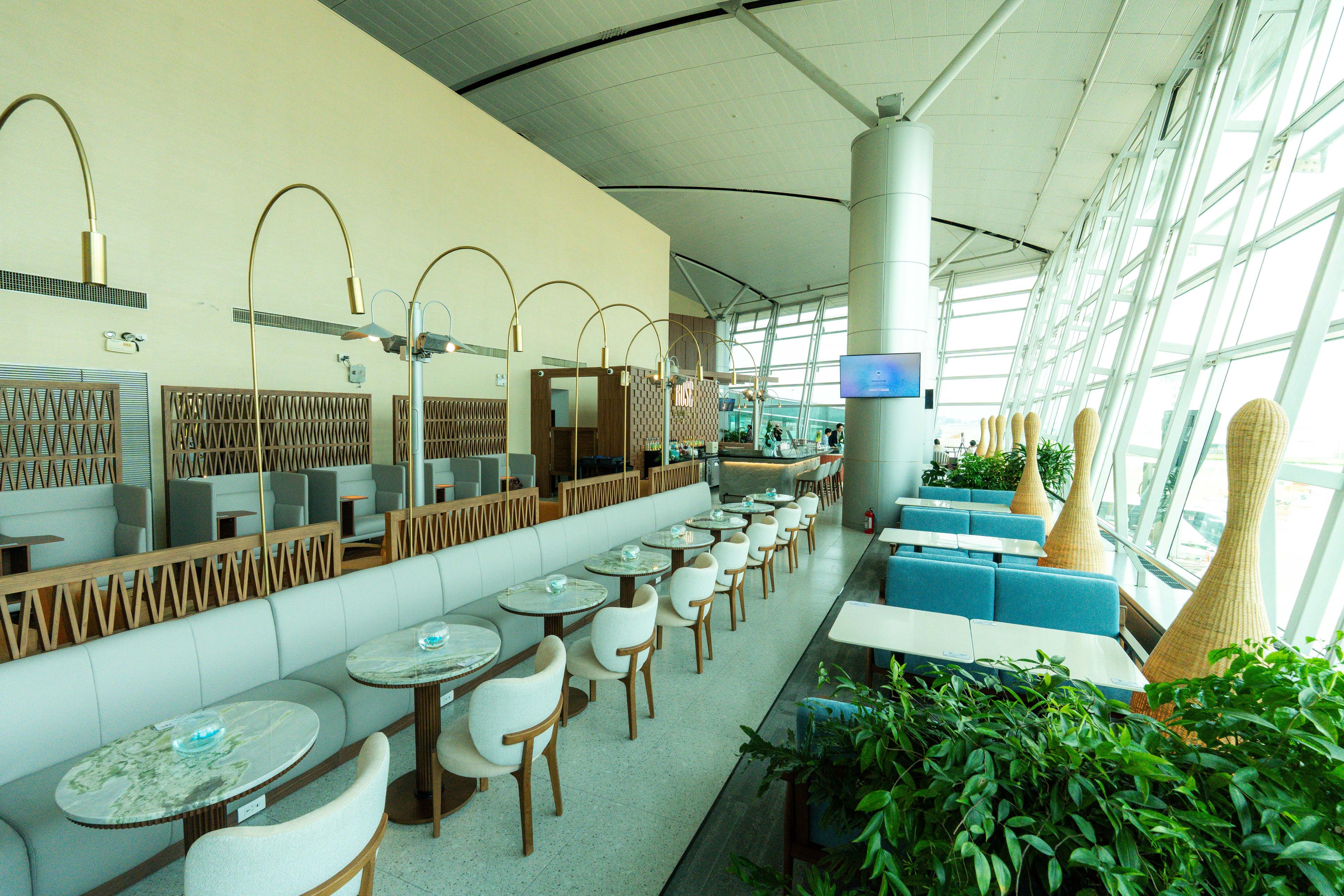 Rose Business Lounge, Tan Son Nhat International, Vietnam Rose Business Lounge, Tan Son Nhat International, Vietnam