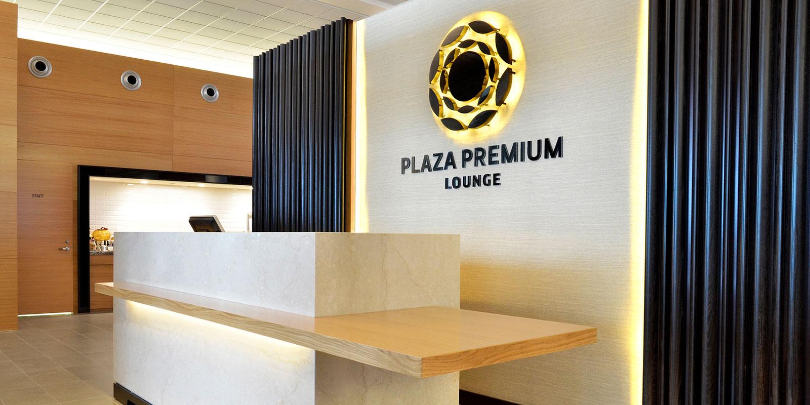Plaza Premium Lounge, Winnipeg J.A.Richardson International, Canada Plaza Premium Lounge, Winnipeg J.A.Richardson International, Canada