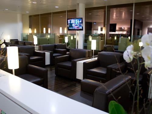 Dnata Skyview Lounge, Geneva Cointrin Dnata Skyview Lounge, Geneva Cointrin