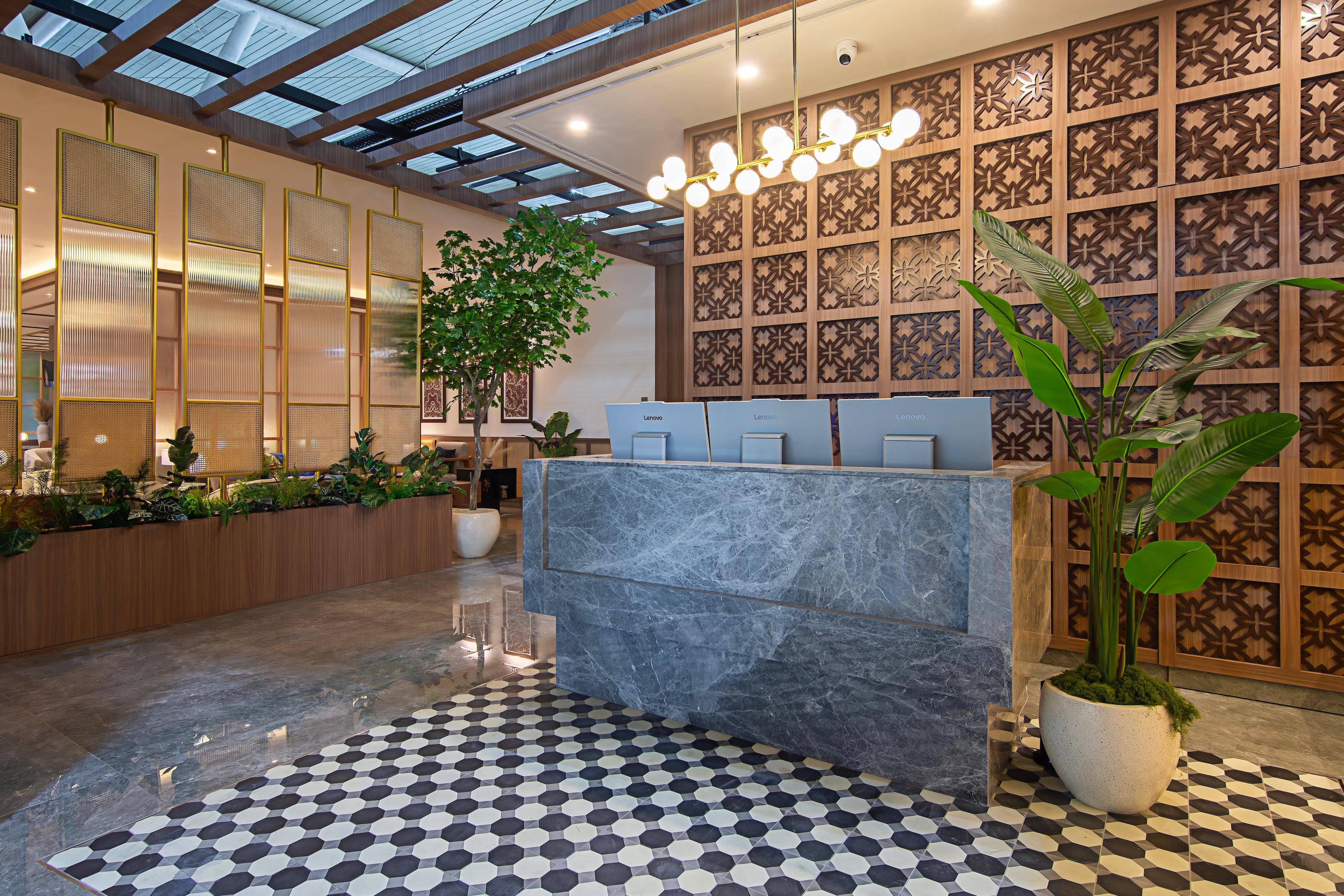 Blue Sky Premier Lounge, Juanda International, Indonesia Blue Sky Premier Lounge, Juanda International, Indonesia