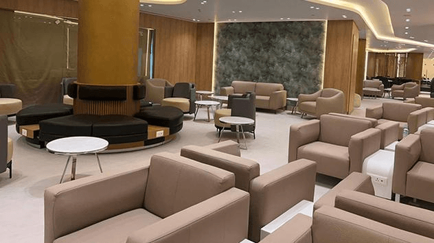 Ahlein Emerald Lounge