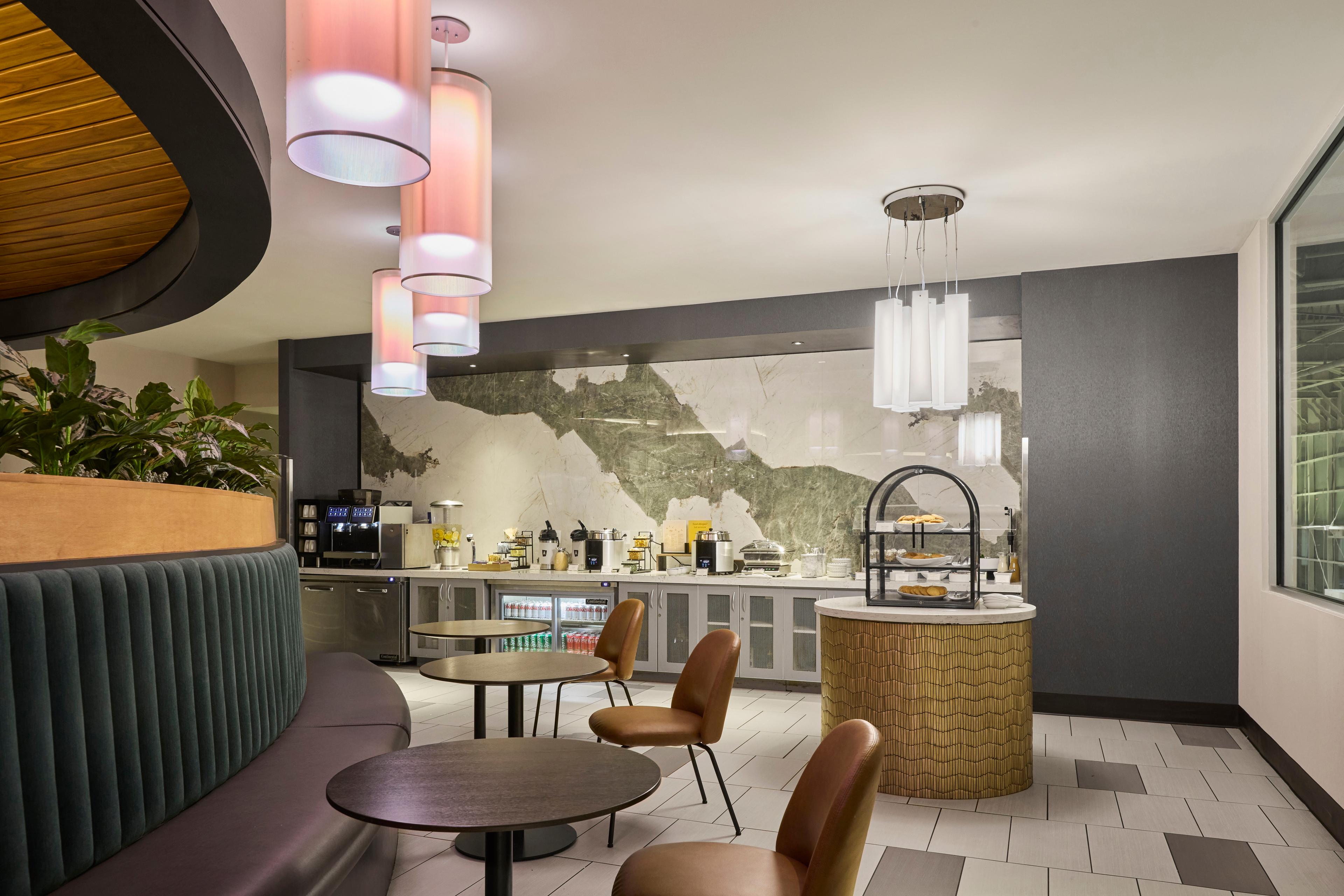 The Club MSY, Louis Armstrong New Orleans International, USA The Club MSY, Louis Armstrong New Orleans International, USA