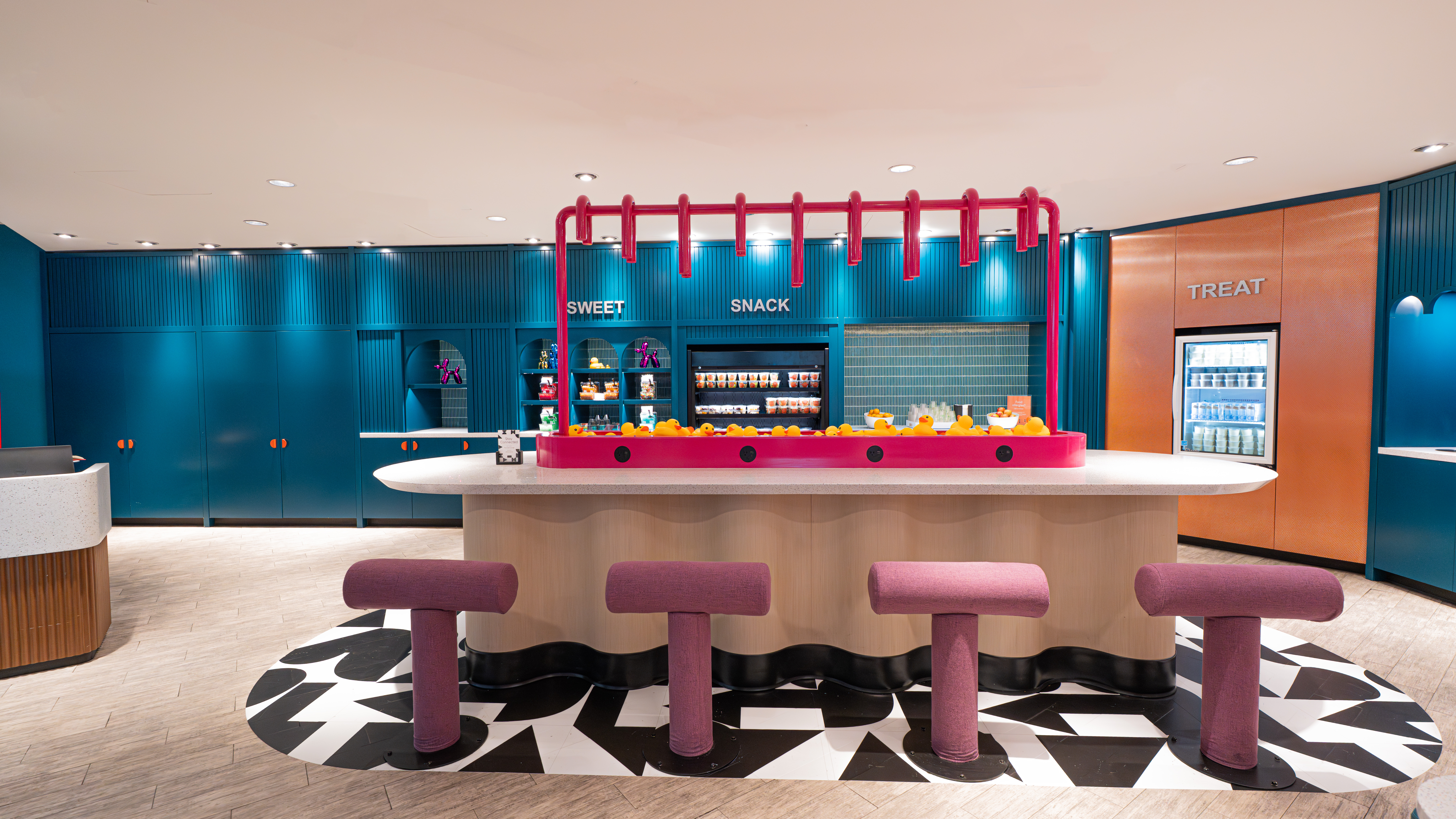 The Club ATL, Hartsfield–Jackson Atlanta International, USA The Club ATL, Hartsfield–Jackson Atlanta International, USA