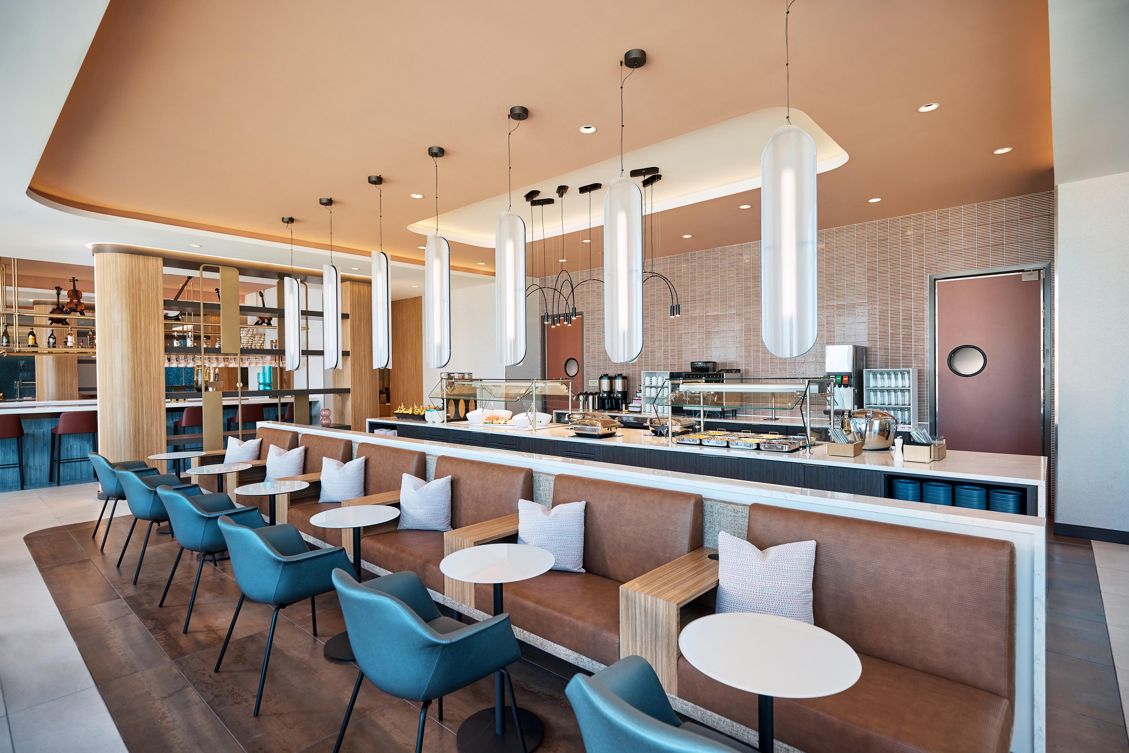 Escape Lounges, Cincinnati OH Cincinnati/Northern Kentucky Intl, USA Escape Lounges, Cincinnati OH Cincinnati/Northern Kentucky Intl, USA