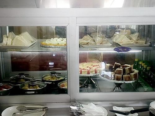 Karibuni Lounge, Entebbe International Karibuni Lounge, Entebbe International