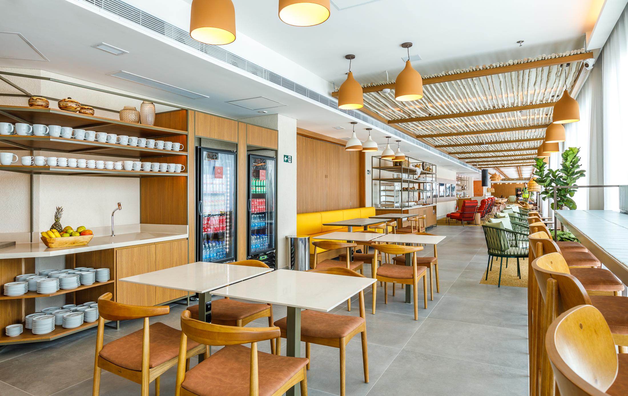 Ambaar Club Airside, Salvador Luis E. Magalhaes Intl, Brazil Ambaar Club Airside, Salvador Luis E. Magalhaes Intl, Brazil