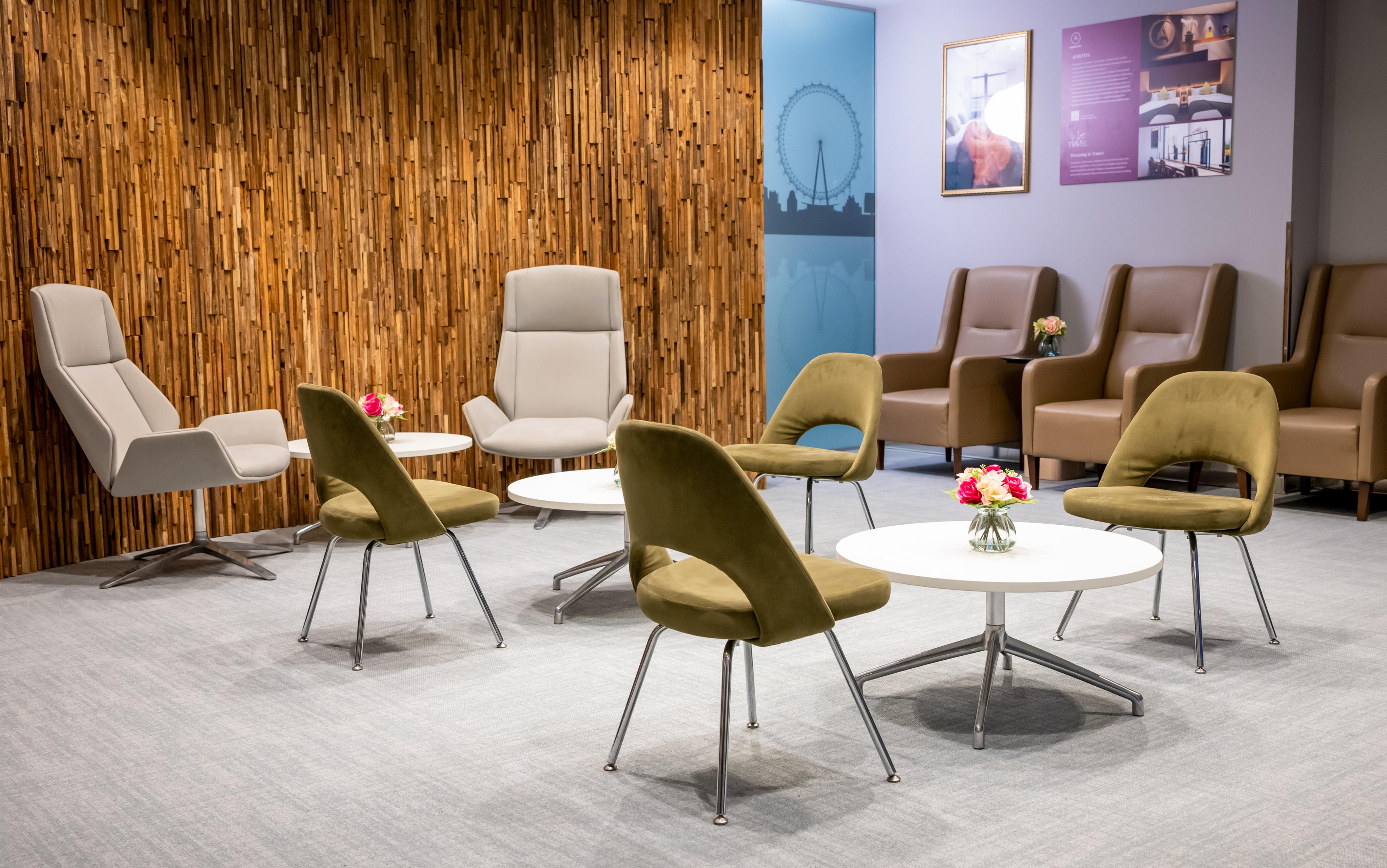 Plaza Premium Lounge, Heathrow, United Kingdom Plaza Premium Lounge, Heathrow, United Kingdom