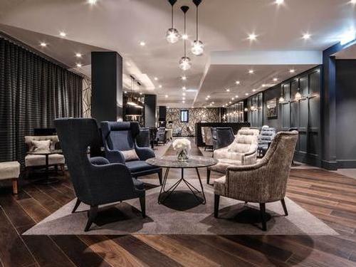 Clubrooms, Gatwick North, London Gatwick Clubrooms, Gatwick North, London Gatwick