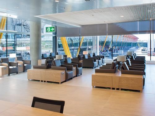 Neptuno Lounge, Madrid Barajas Neptuno Lounge, Madrid Barajas