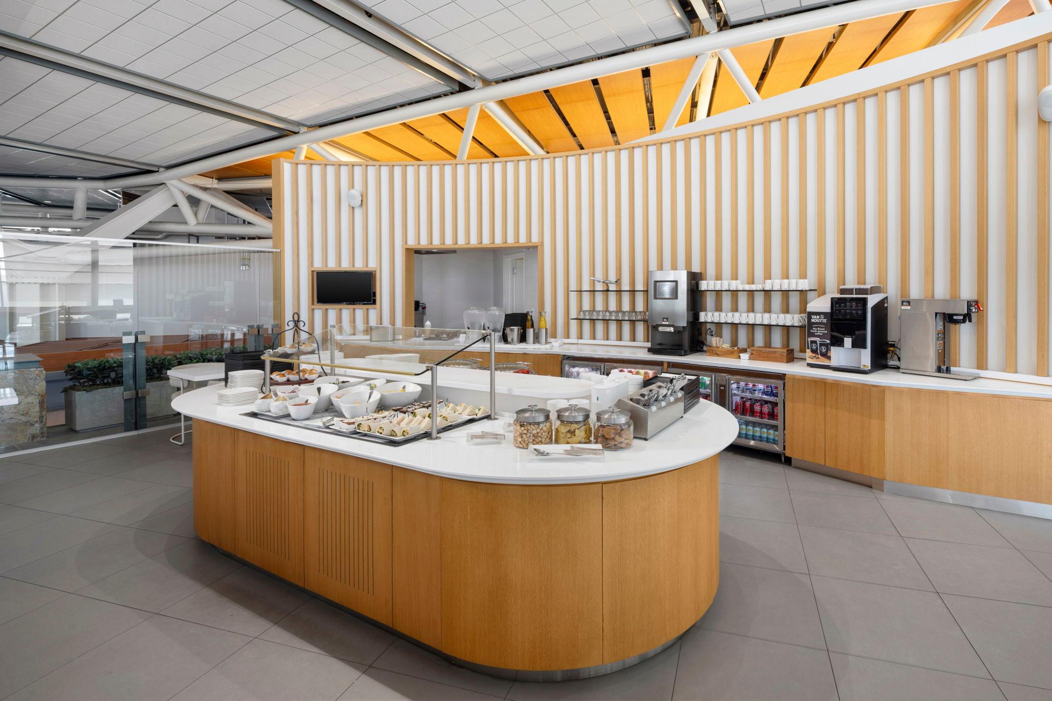 SkyTeam Lounge (International Departures), Vancouver International, Canada SkyTeam Lounge (International Departures), Vancouver International, Canada