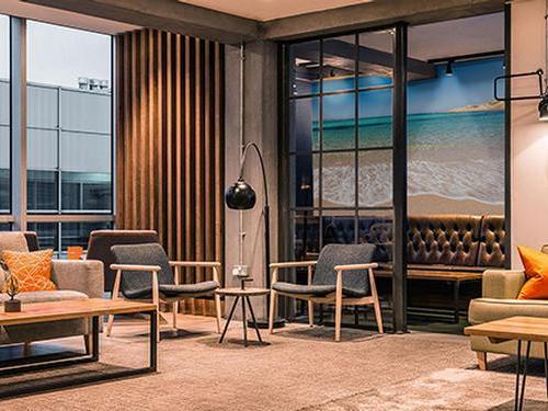 The Gateway, North Terminal_London Gatwick_UK The Gateway, North Terminal_London Gatwick_UK