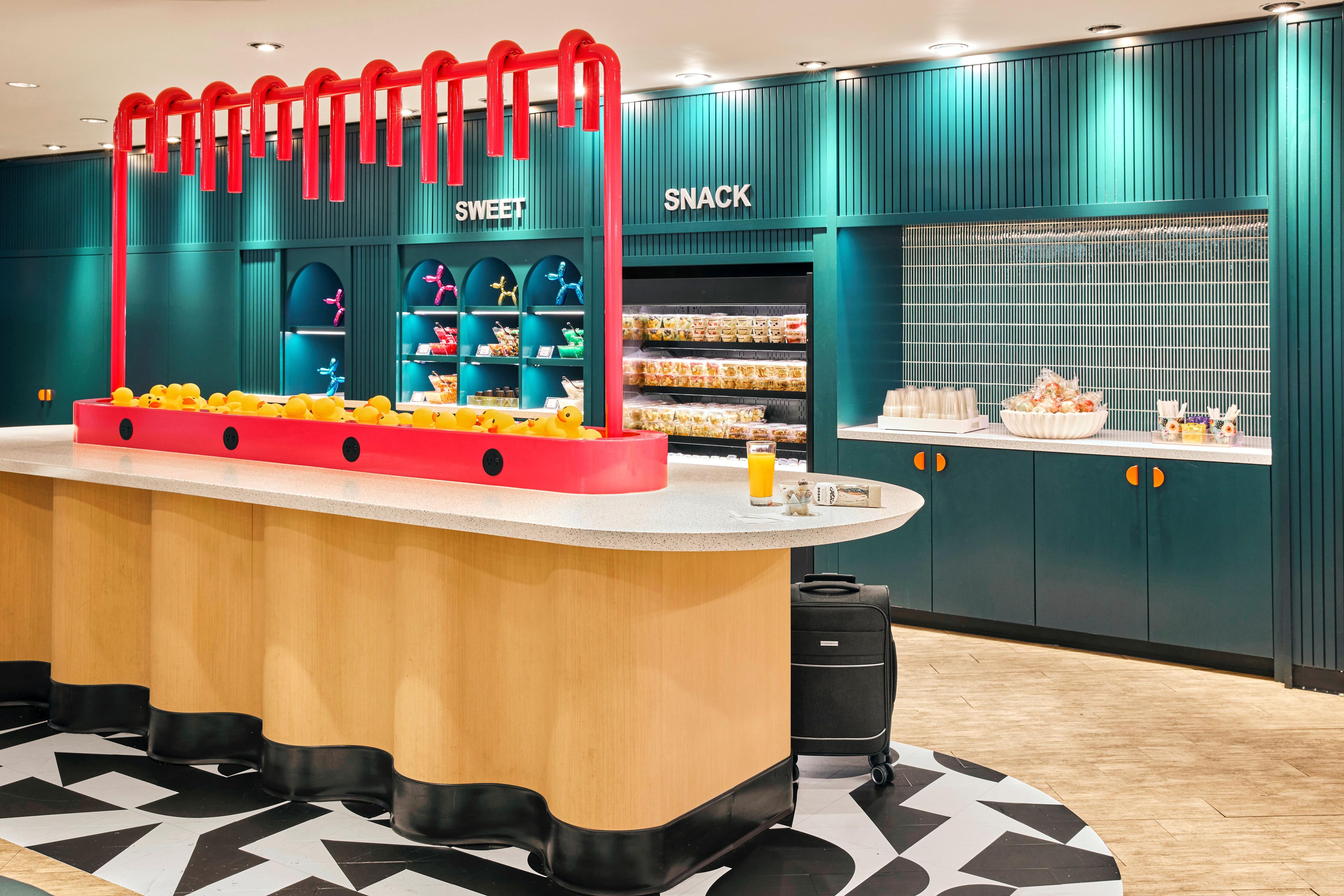 The Club ATL, Hartsfield–Jackson Atlanta International, USA The Club ATL, Hartsfield–Jackson Atlanta International, USA