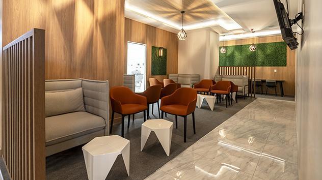 Main Image Main Image