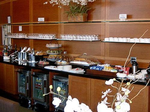 Kal Business Class Lounge, JFK Kal Business Class Lounge, JFK