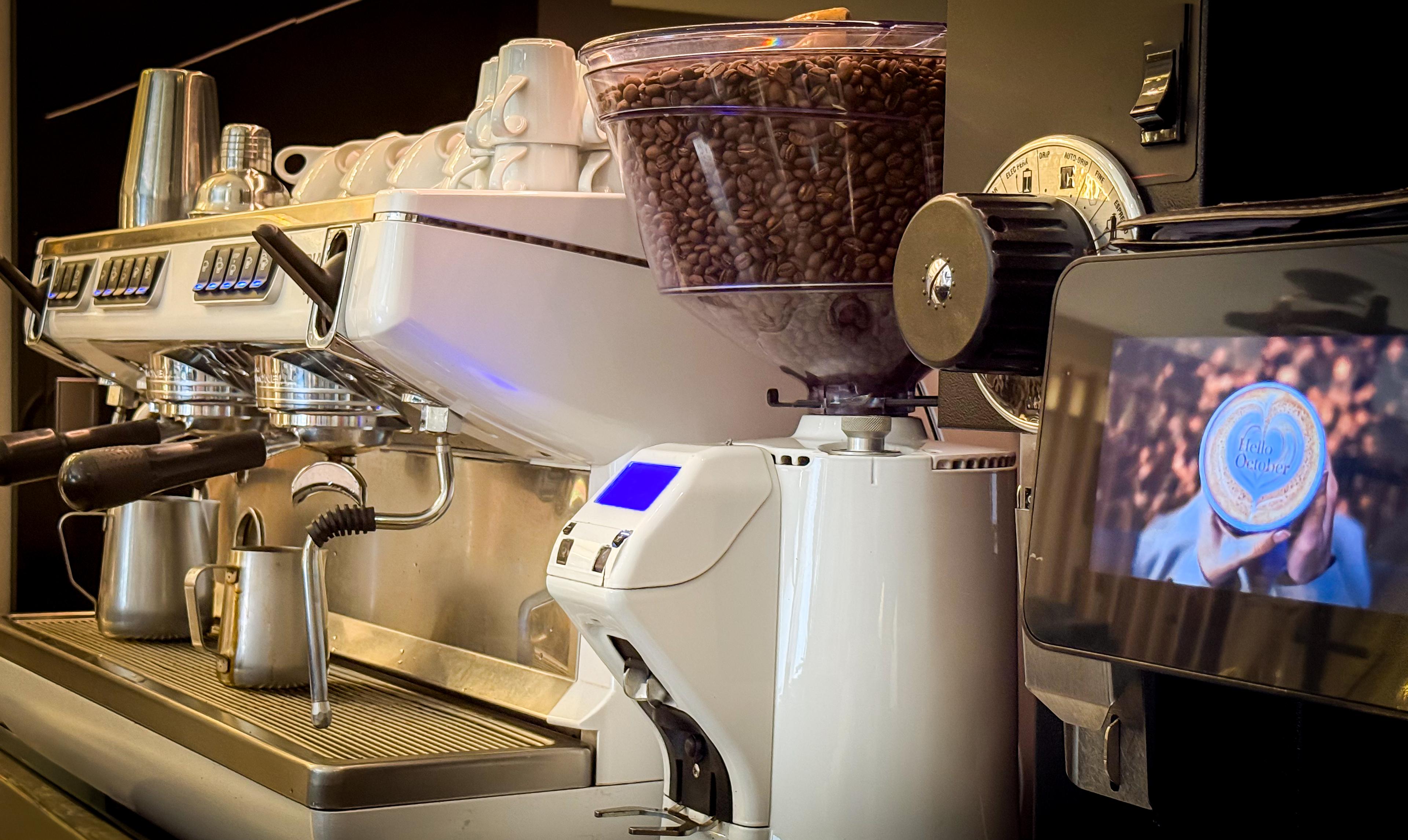 The Grand Lounge Elite, Mexico City Benito Juarez Intl, Mexico The Grand Lounge Elite, Mexico City Benito Juarez Intl, Mexico