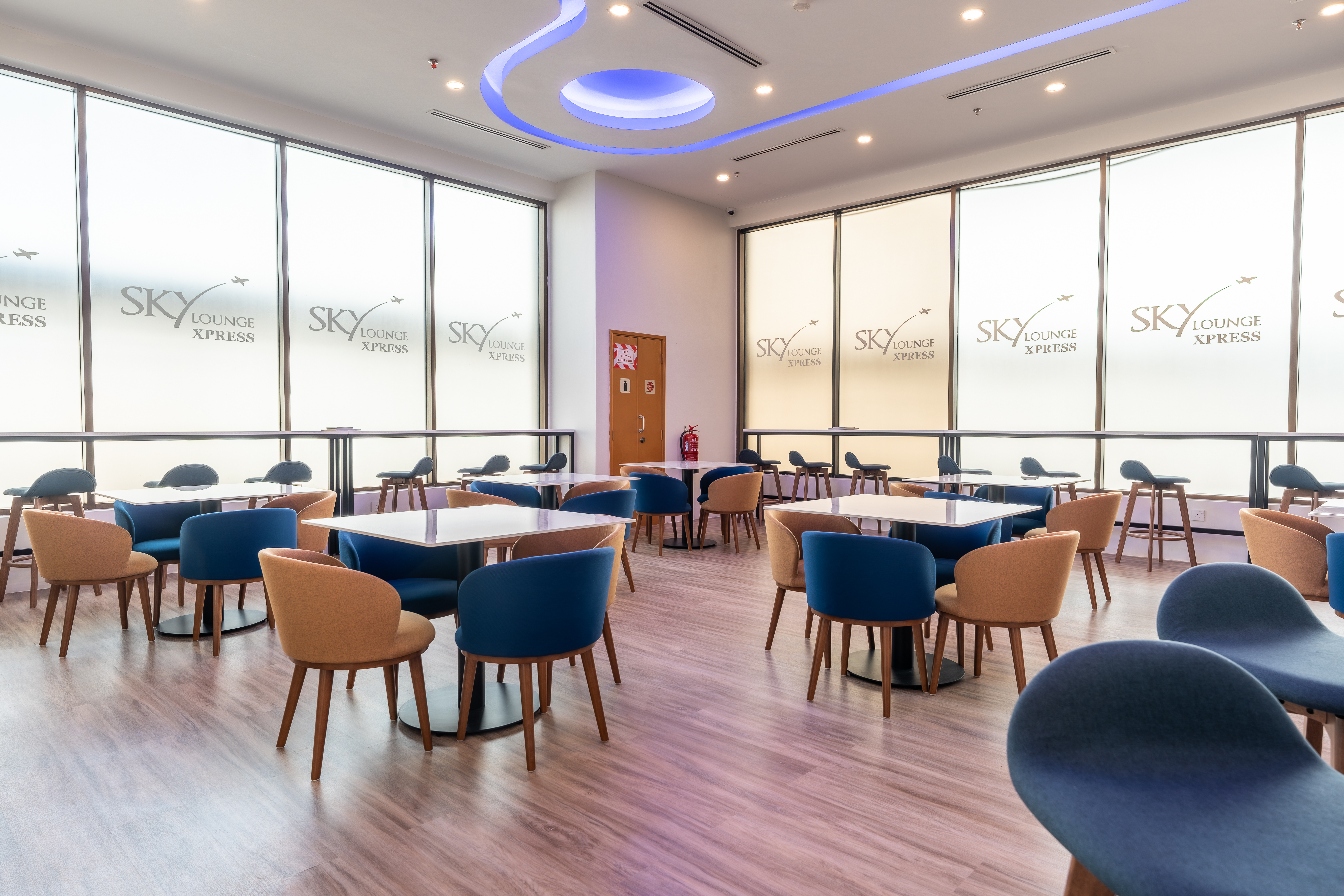 Sky Lounge Xpress
