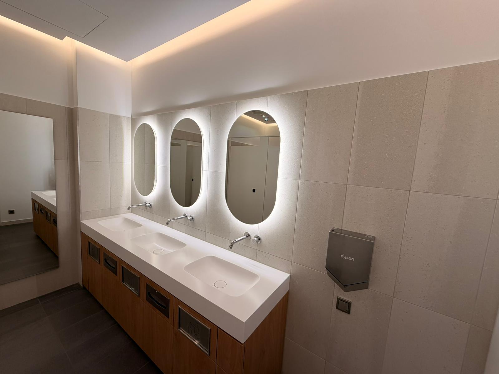 Air France Lounge, Frankfurt, Germany Air France Lounge, Frankfurt, Germany