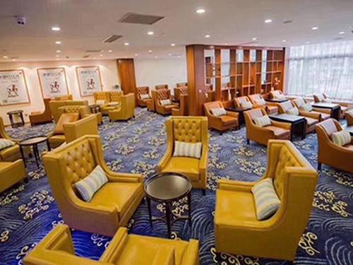 First Class Lounge