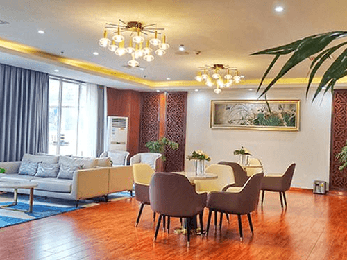 No. 5 VIP Lounge