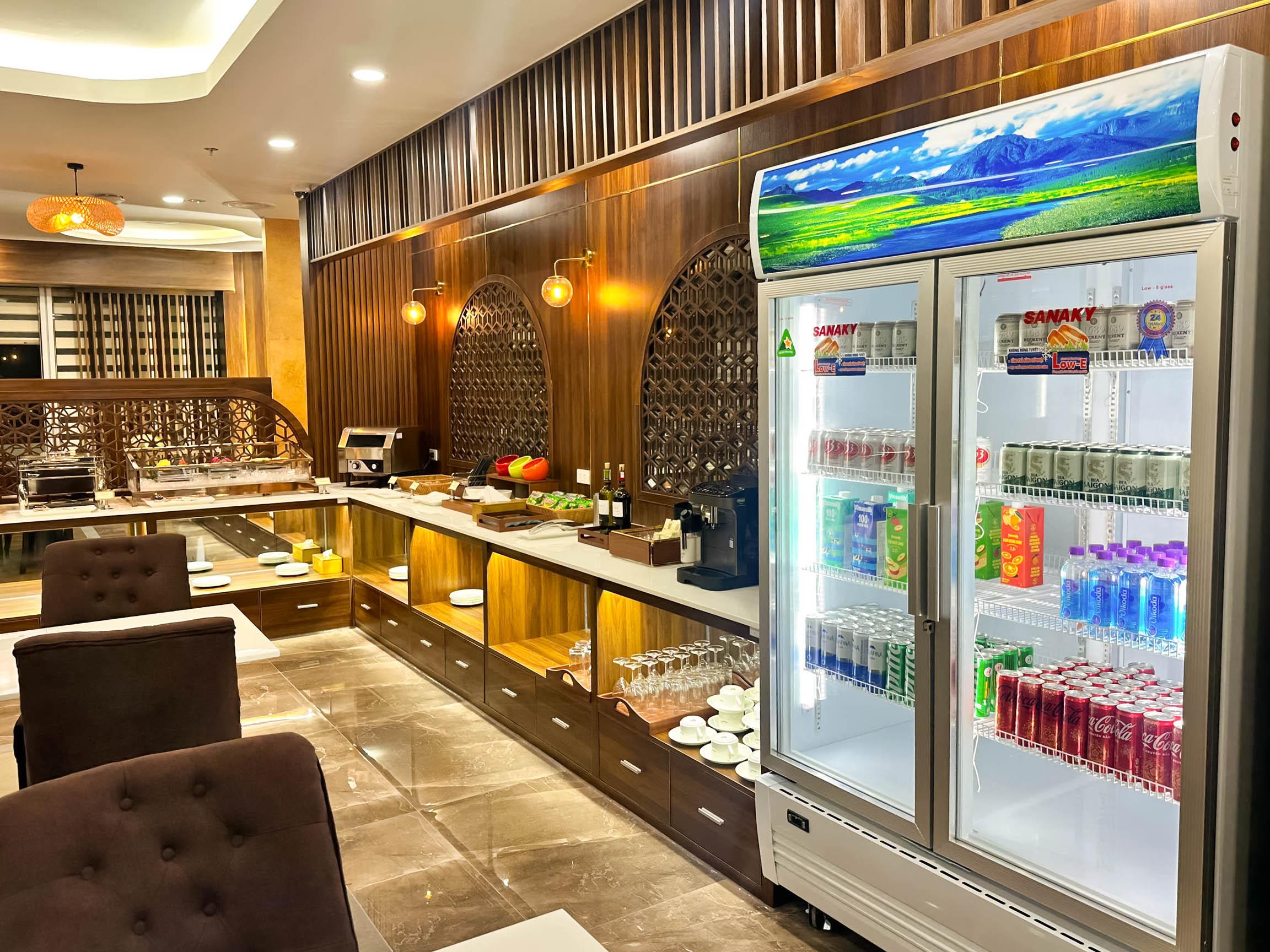 Vietnam Airlines Lotus Lounge, Nha Trang Cam Rahn International, Vietnam Vietnam Airlines Lotus Lounge, Nha Trang Cam Rahn International, Vietnam