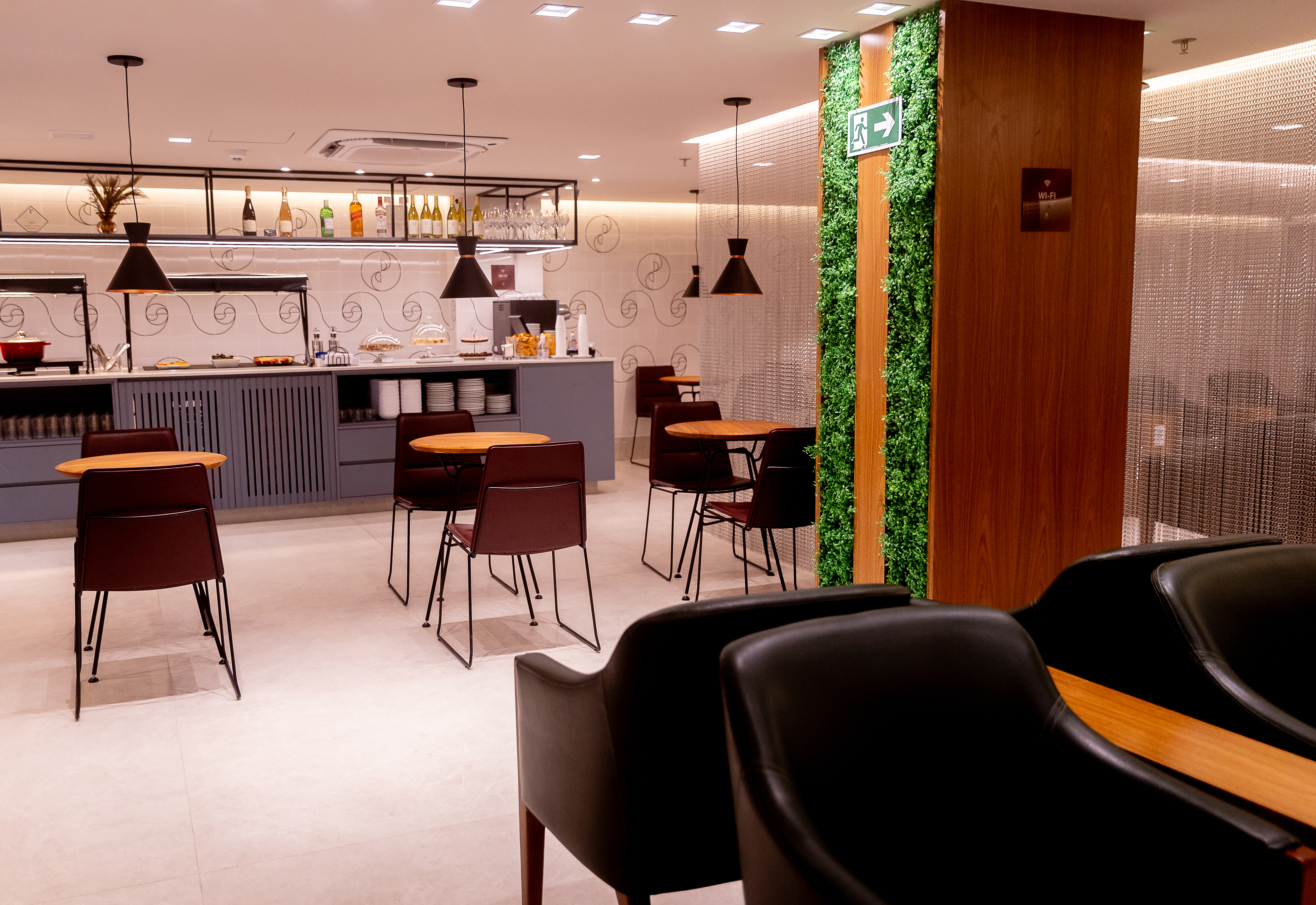 Advantage VIP Lounge, Foz do Iguacu Cataratas Intl, Brazil Advantage VIP Lounge, Foz do Iguacu Cataratas Intl, Brazil