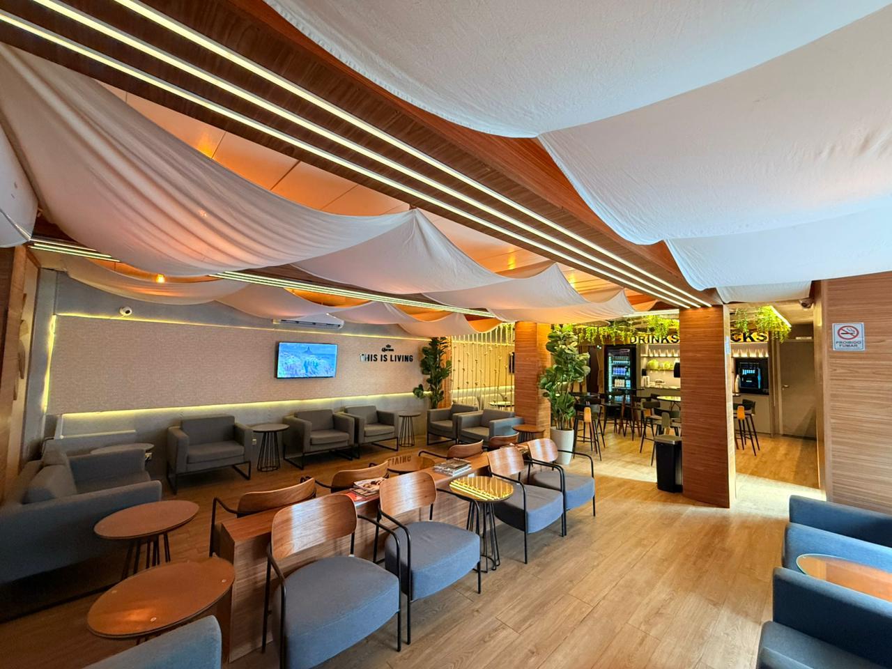 Blue Lounge Noronha, Fernando de Noronha (Gov. Carlos Wilson), Brazil Blue Lounge Noronha, Fernando de Noronha (Gov. Carlos Wilson), Brazil