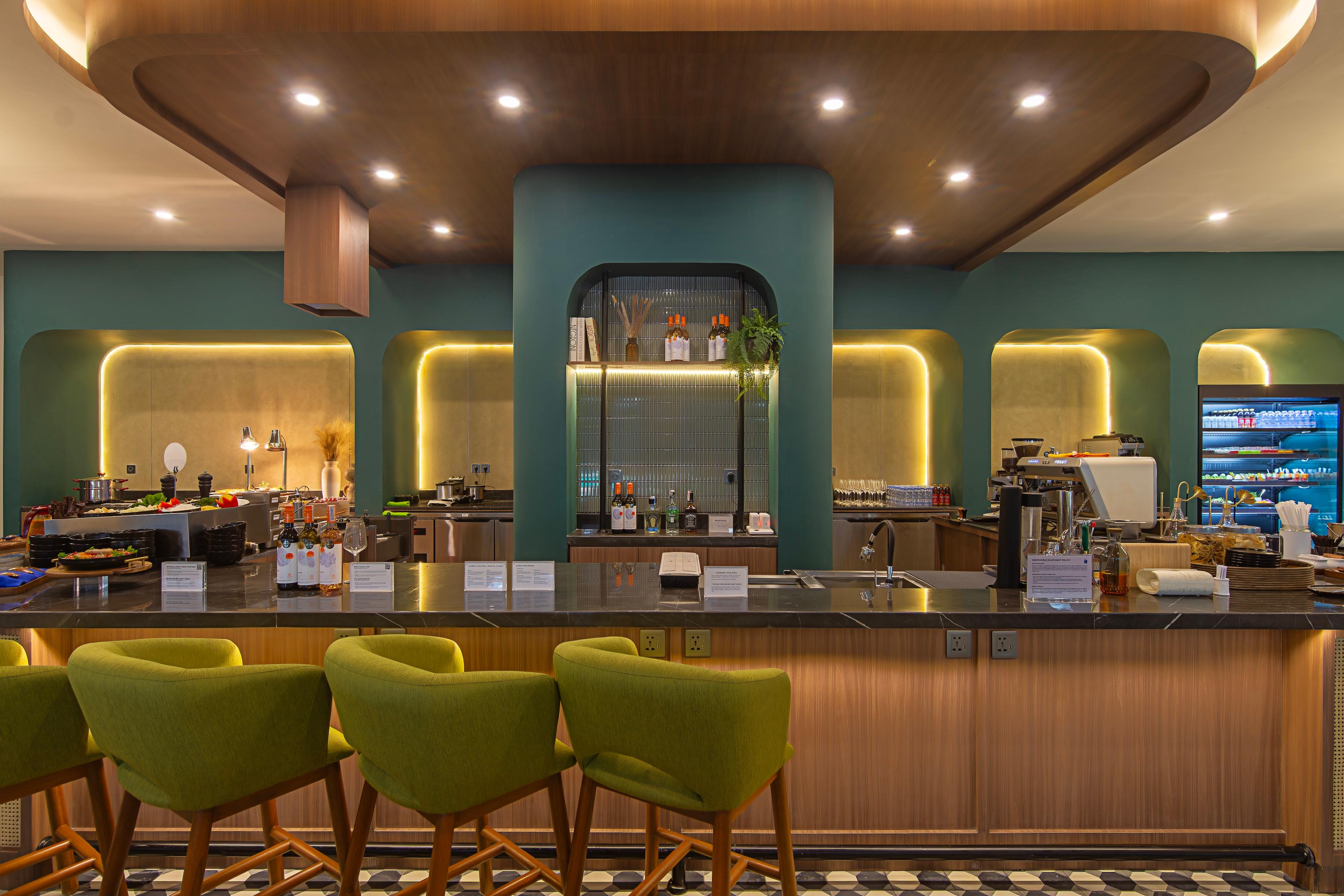 Blue Sky Premier Lounge, Juanda International, Indonesia Blue Sky Premier Lounge, Juanda International, Indonesia