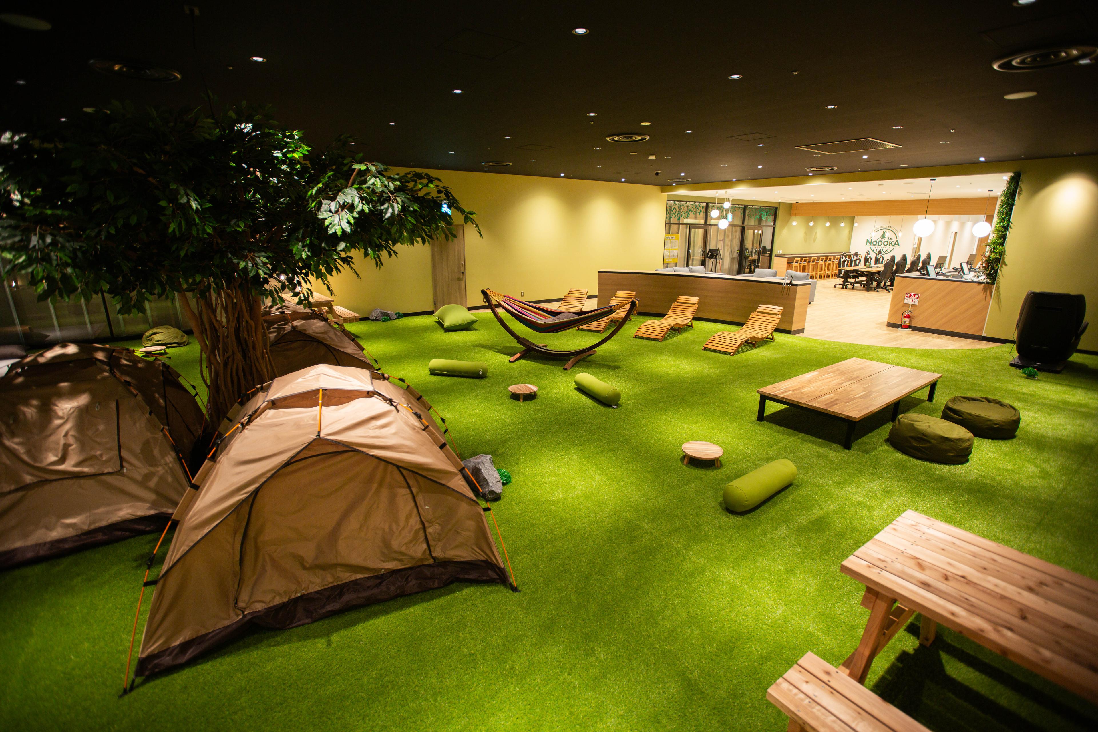 Airport Cafe Lounge NODOKA, Haneda, Japan Airport Cafe Lounge NODOKA, Haneda, Japan