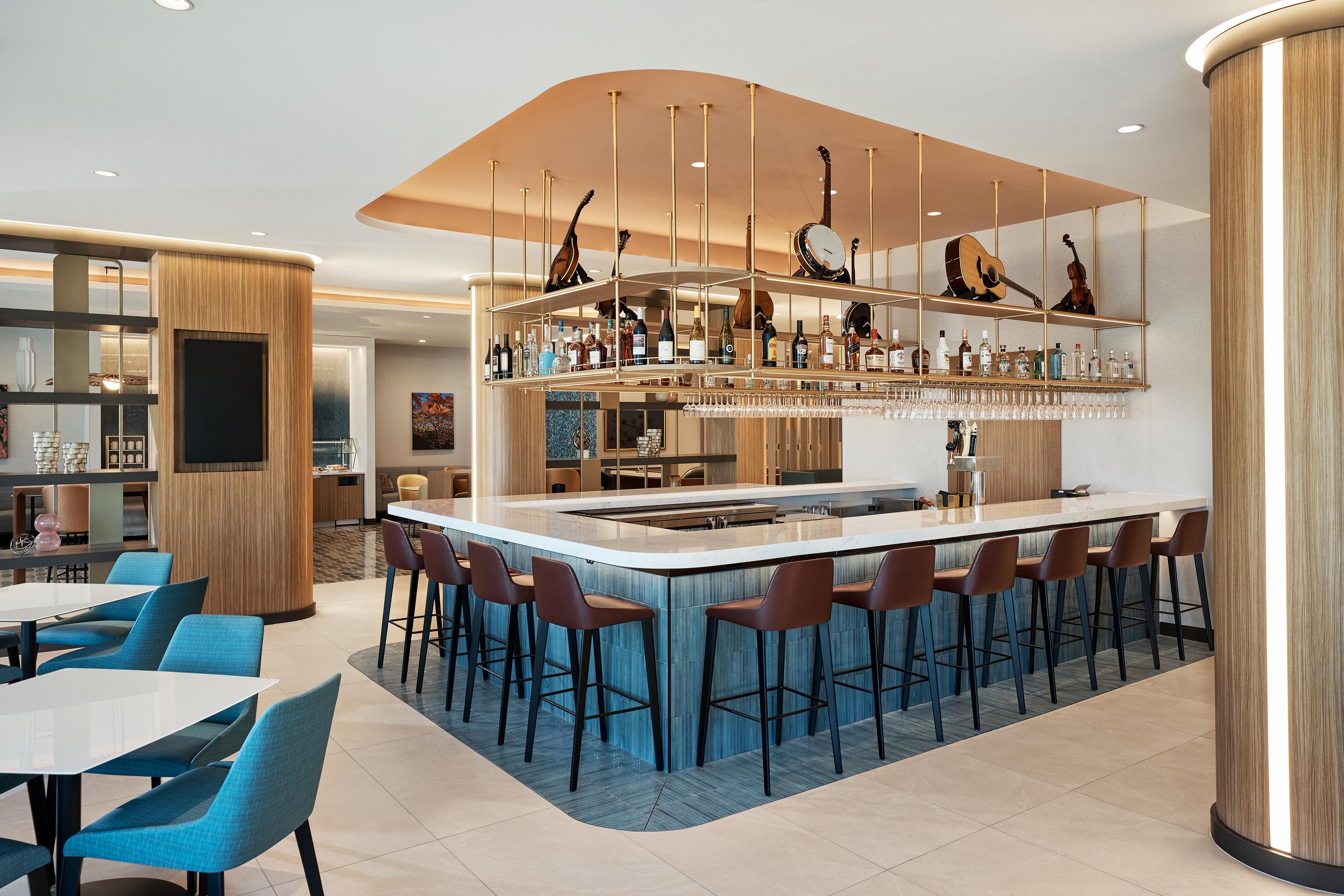 Escape Lounges, Cincinnati OH Cincinnati/Northern Kentucky Intl, USA Escape Lounges, Cincinnati OH Cincinnati/Northern Kentucky Intl, USA