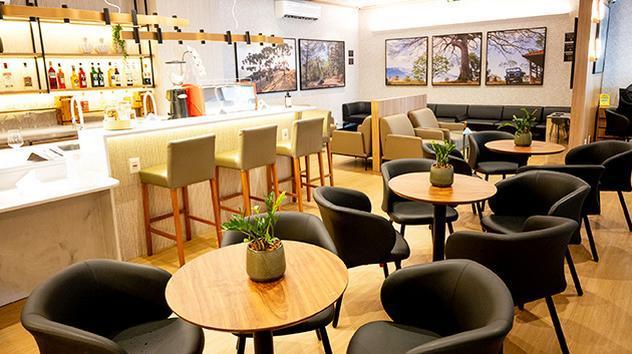 Main Image Main Image