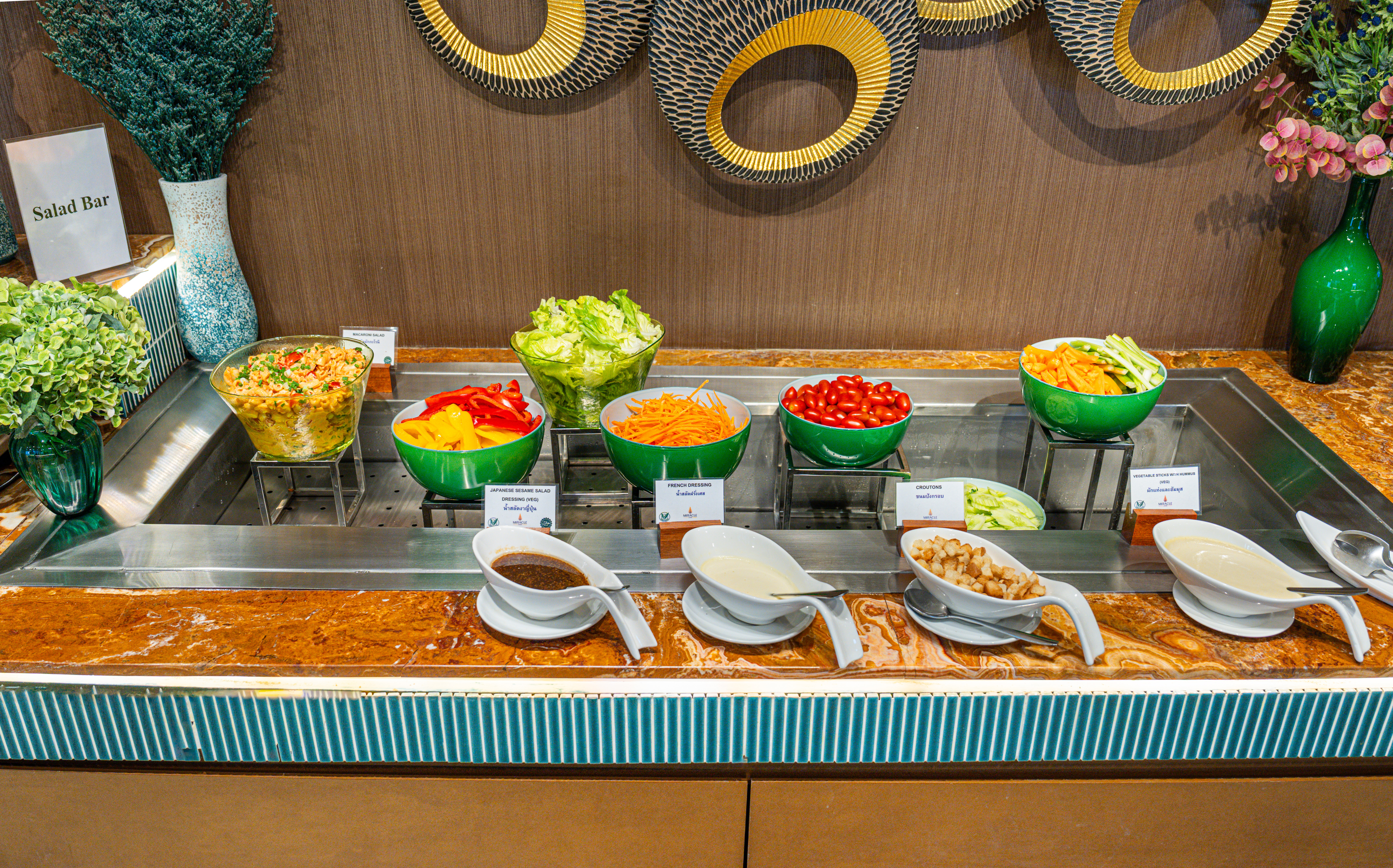 Miracle First Class Lounge, Bangkok Suvarnabhumi Intl, Thailand Miracle First Class Lounge, Bangkok Suvarnabhumi Intl, Thailand