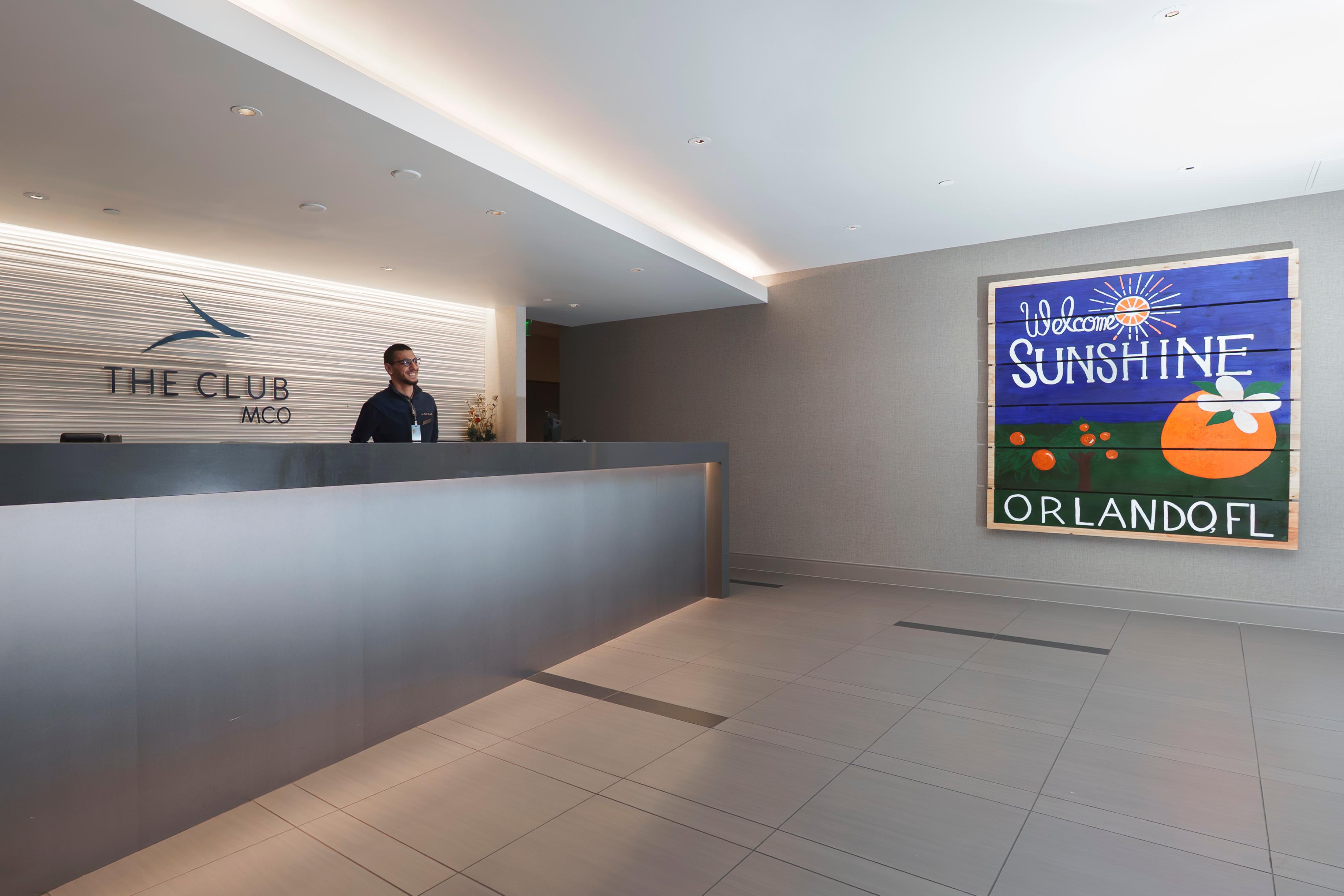 The Club MCO (Gates 70-99), Orlando FL International, USA The Club MCO (Gates 70-99), Orlando FL International, USA